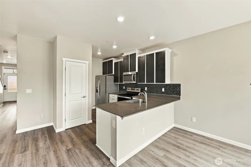 Property photo for 8717 E Gilman Avenue, Arlington photo 9