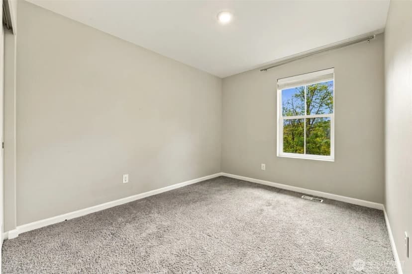 Property photo for 8717 E Gilman Avenue, Arlington photo 13