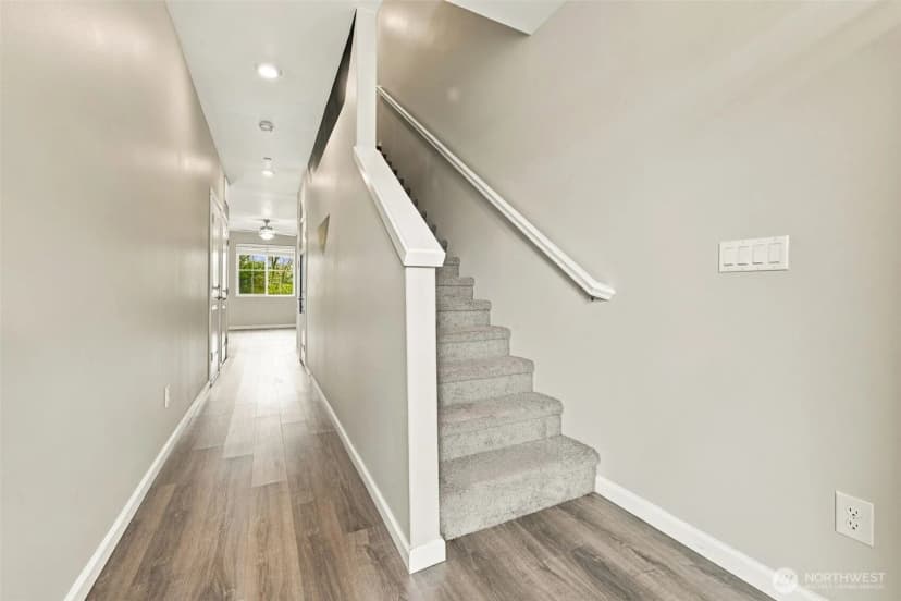 Property photo for 8717 E Gilman Avenue, Arlington photo 5