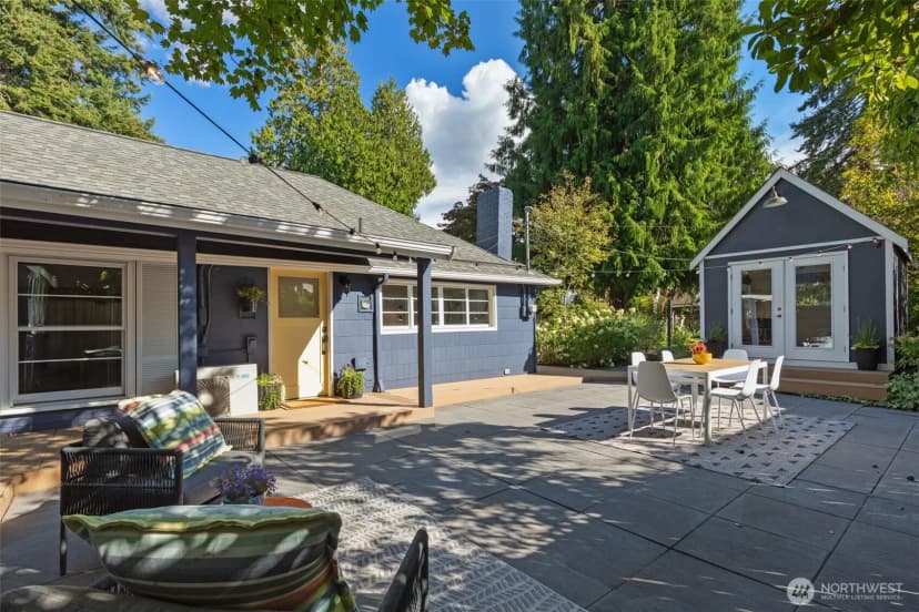 Property photo for 3040 Ne 86th Street, Seattle photo 18