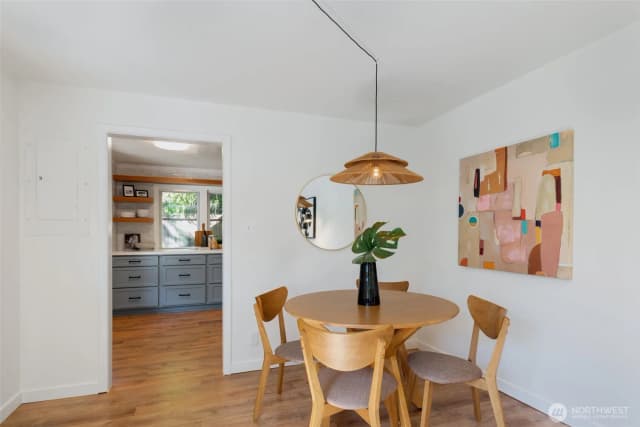 Property photo for 3040 Ne 86th Street, Seattle photo 5