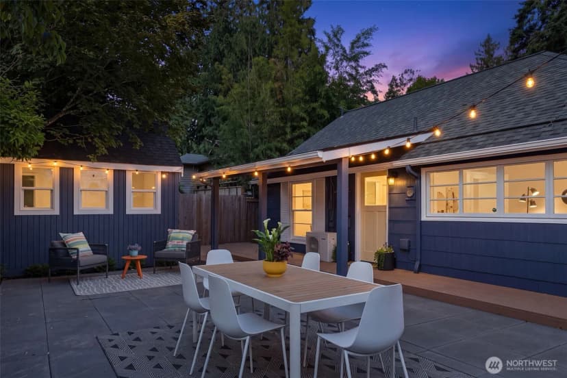 Property photo for 3040 Ne 86th Street, Seattle photo 14