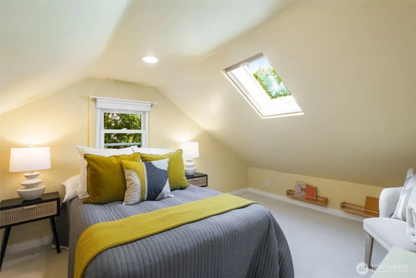 Property photo for 3040 Ne 86th Street, Seattle photo 13