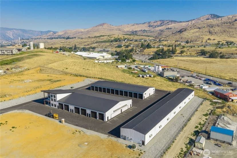 Property photo for 73 E Shop Avenue #b-2, Chelan