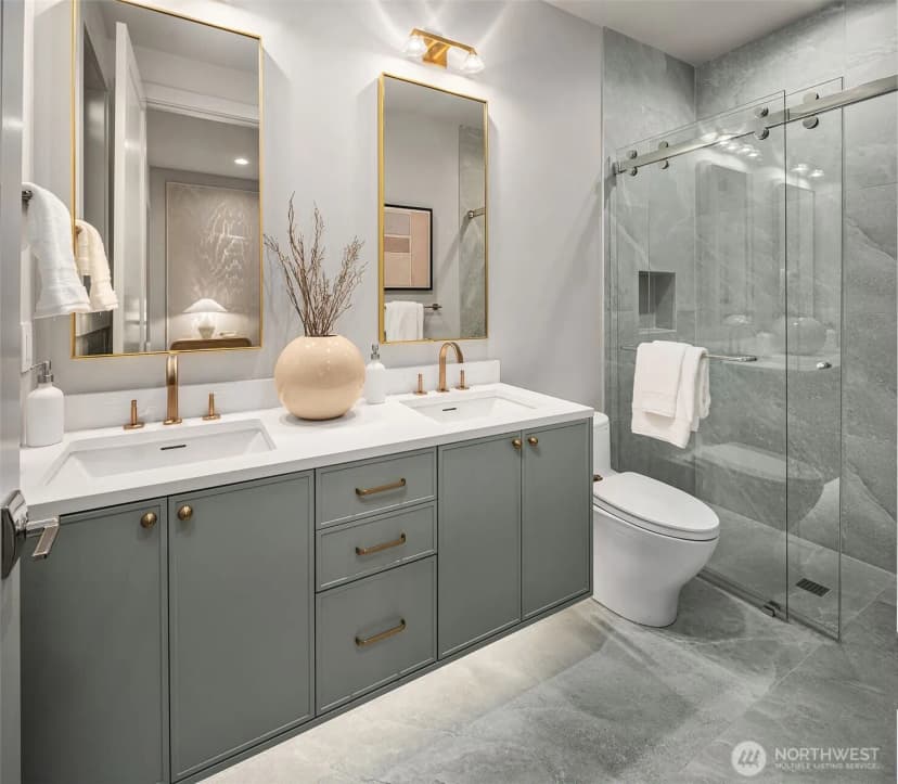 Property photo for 9030 Ne 21st Place, Clyde Hill photo 29