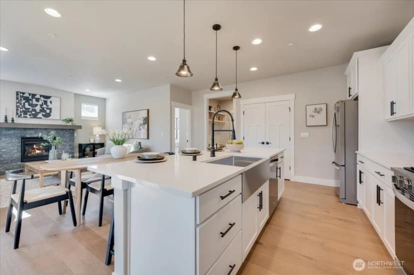 Property photo for 20812 99th Place S, Kent photo 12