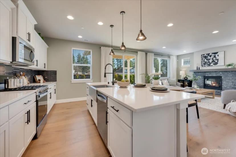 Property photo for 20812 99th Place S, Kent photo 11
