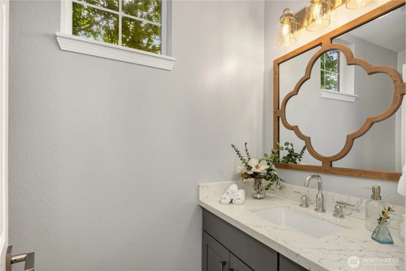 Property photo for 17824 Ne 96th Way #3, Redmond photo 21