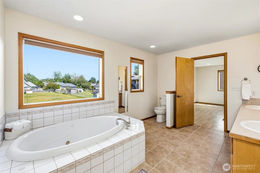Property photo for 5390 Bel West Drive, Bellingham photo 22
