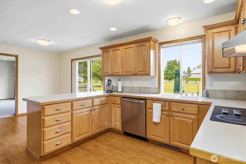 Property photo for 5390 Bel West Drive, Bellingham photo 10