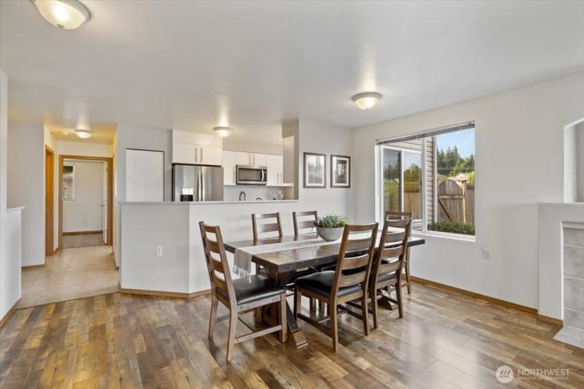 Property photo for 8833 1st Street Ne #101, Lake Stevens photo 11