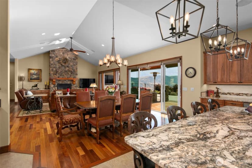 Property photo for 25 Sageland Road, East Wenatchee photo 16