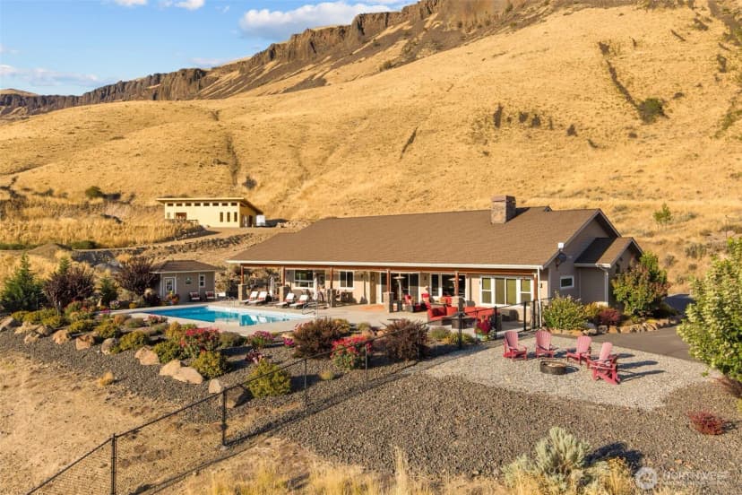 Property photo for 25 Sageland Road, East Wenatchee photo 39