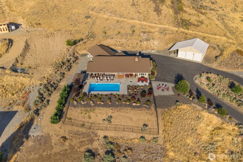 Property photo for 25 Sageland Road, East Wenatchee photo 37