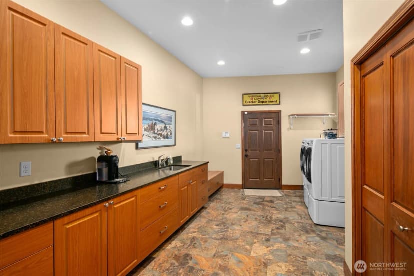 Property photo for 25 Sageland Road, East Wenatchee photo 30