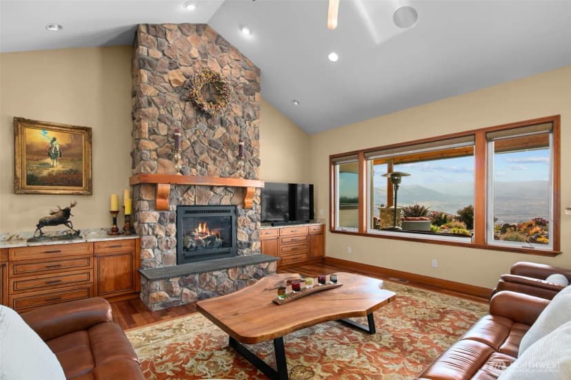 Property photo for 25 Sageland Road, East Wenatchee photo 8