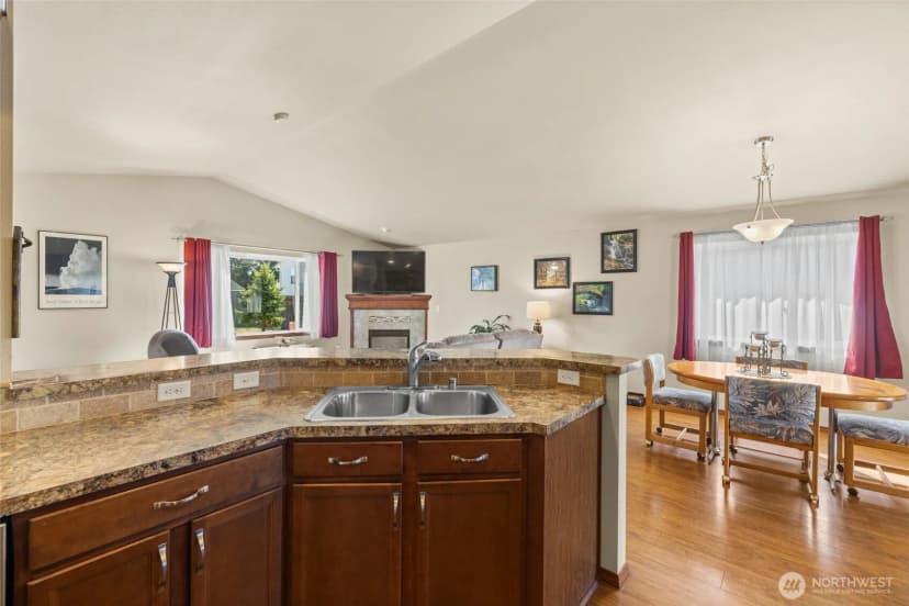 Property photo for 4997 Sunset Park Place, Ferndale photo 15