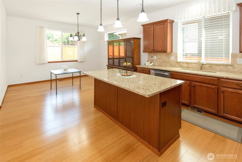 Property photo for 627 182nd Street E, Spanaway photo 8