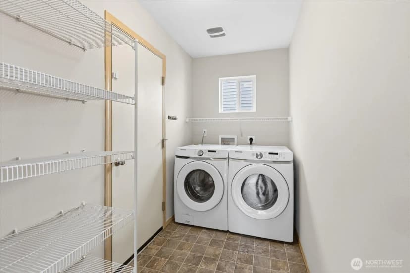 Property photo for 10416 24th Street Se, Lake Stevens photo 16