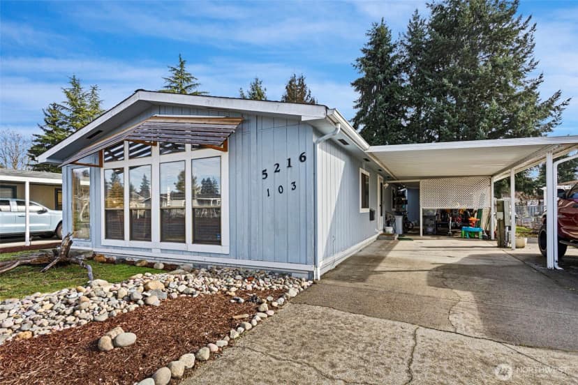 Property photo for 5216 Yakima Lane Se #103, Lacey photo 3