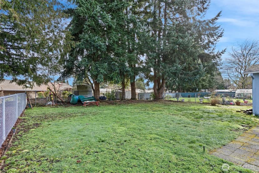 Property photo for 5216 Yakima Lane Se #103, Lacey photo 23