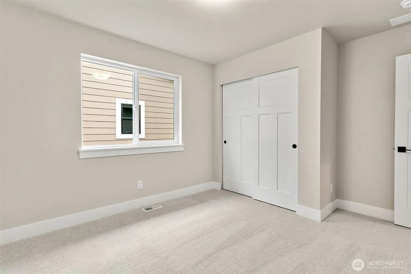 Property photo for 14221 Se 284th Place, Kent photo 33