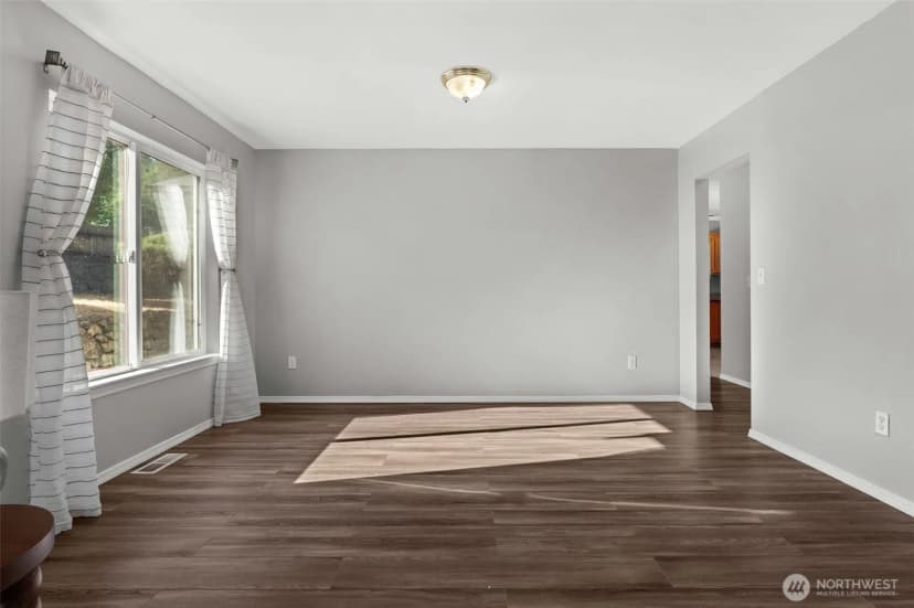 Property photo for 372 Farallone Avenue, Fircrest photo 12