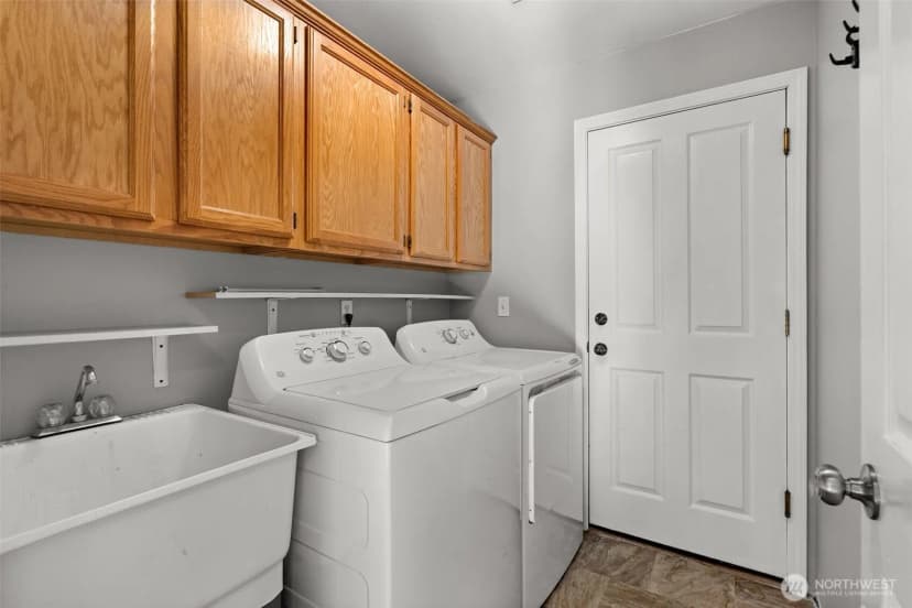 Property photo for 372 Farallone Avenue, Fircrest photo 13