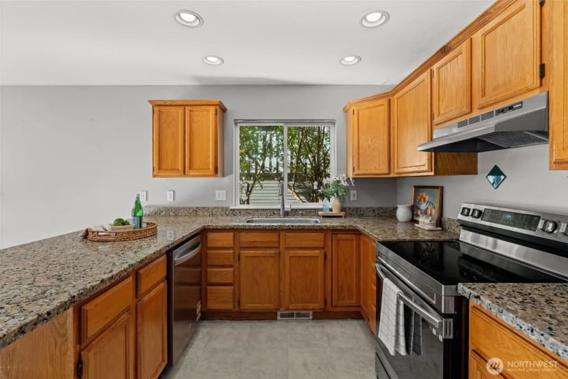 Property photo for 372 Farallone Avenue, Fircrest photo 18