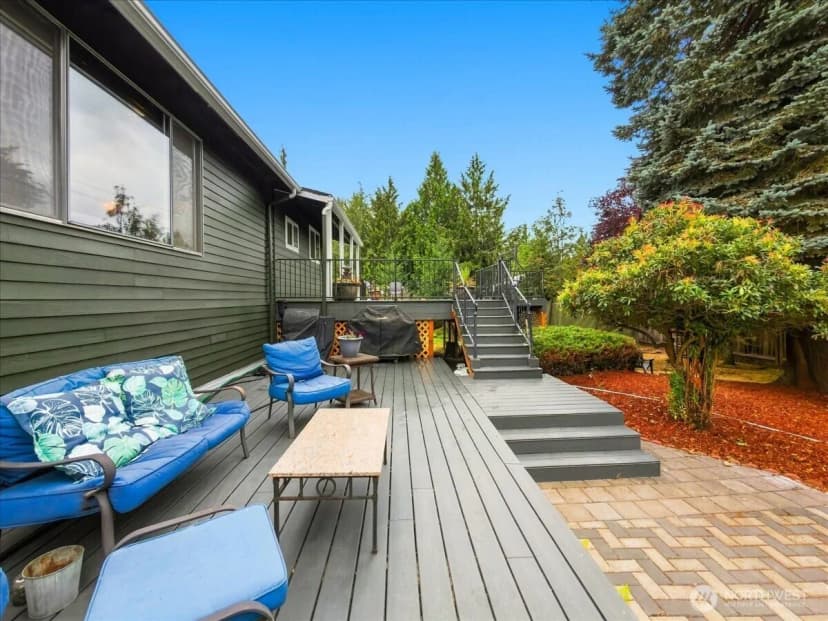 Property photo for 19607 136th Place Se, Renton photo 24
