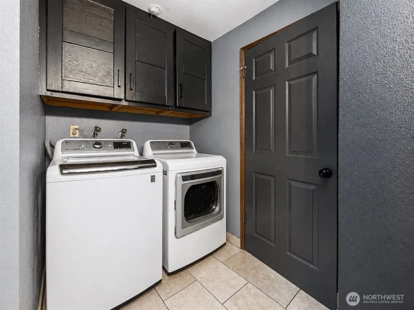 Property photo for 19607 136th Place Se, Renton photo 14
