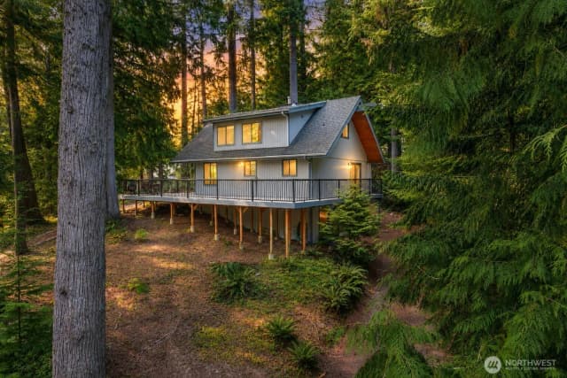 Property photo for 32 Canyon Court, Bellingham