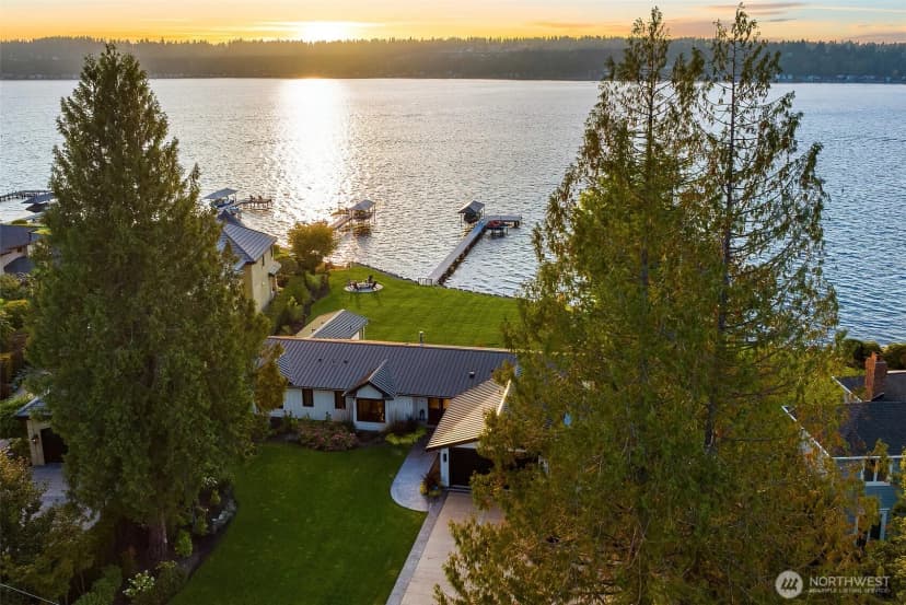 Property photo for 247 E Lake Sammamish Parkway Se, Sammamish photo 34