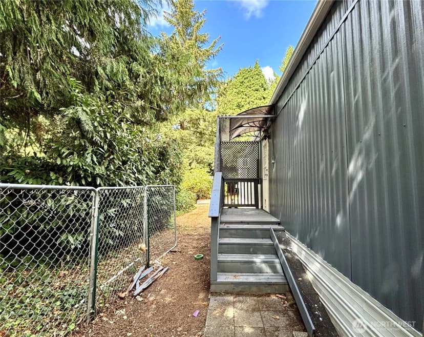 Property photo for 900 29th Street Se #e14, Auburn photo 24
