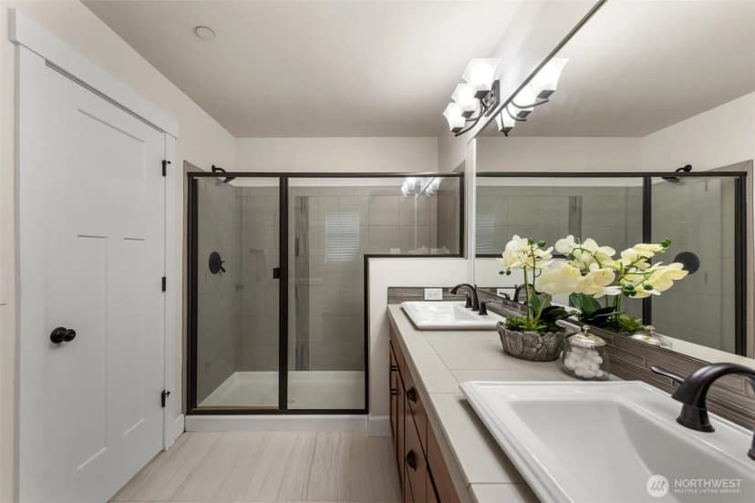 Property photo for 1321 Greenwish Walk Ne, Issaquah photo 15