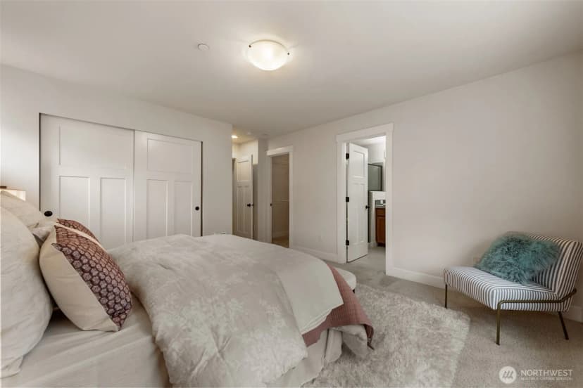 Property photo for 1321 Greenwish Walk Ne, Issaquah photo 13