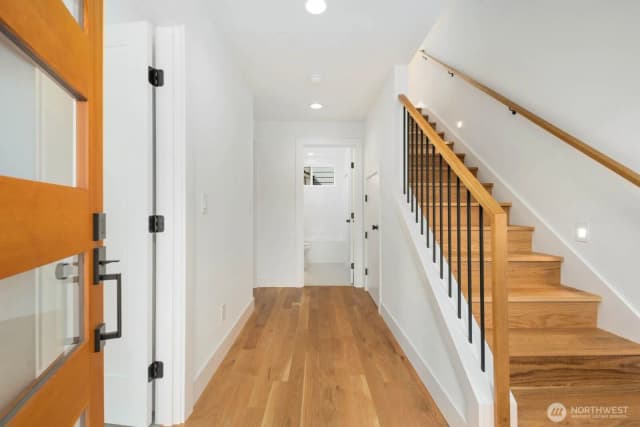 Property photo for 3934 S Angeline Street, Seattle photo 2