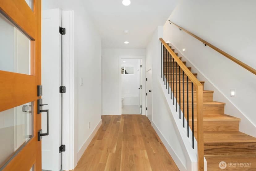 Property photo for 3934 S Angeline Street, Seattle photo 2