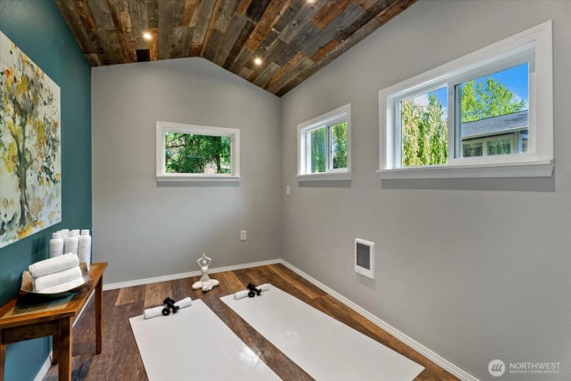 Property photo for 13115 80th Avenue Ne, Kirkland photo 27