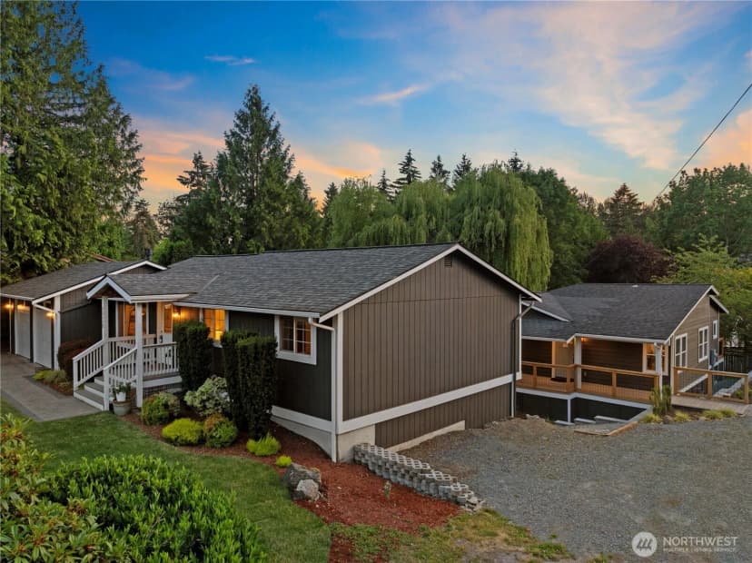 Property photo for 13115 80th Avenue Ne, Kirkland photo 8
