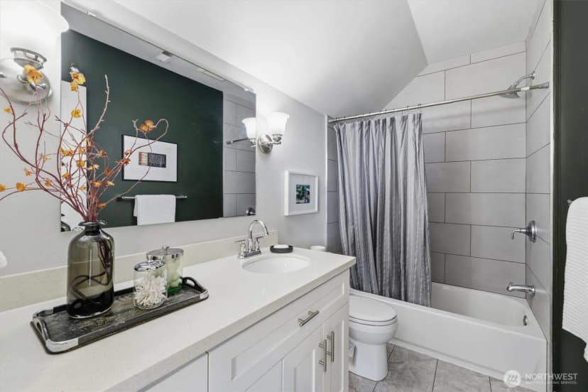 Property photo for 6211 Carleton Avenue S, Seattle photo 23