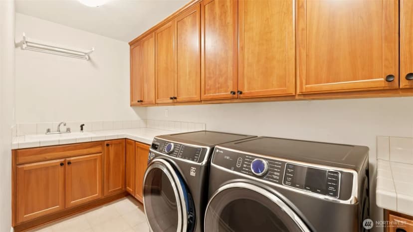 Property photo for 205 259th Avenue Ne, Sammamish photo 33