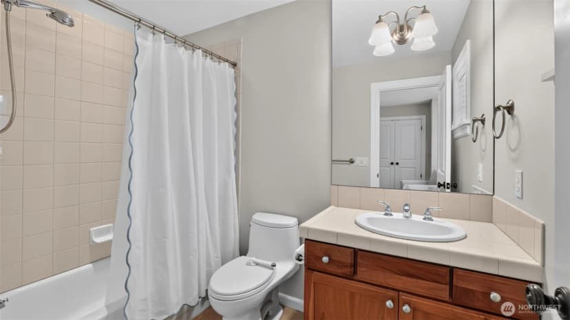 Property photo for 205 259th Avenue Ne, Sammamish photo 32