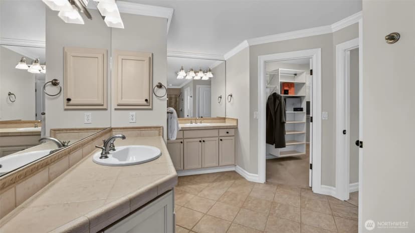 Property photo for 205 259th Avenue Ne, Sammamish photo 28
