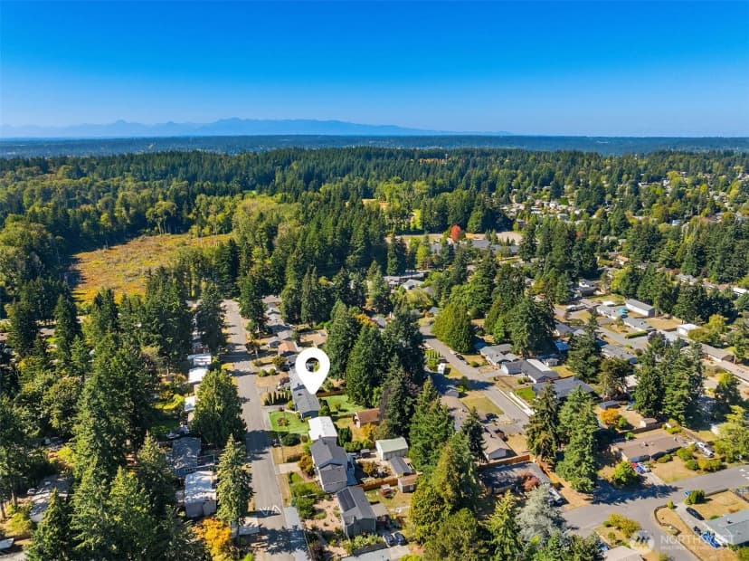 Property photo for 8610 Ne 137th Street, Kirkland photo 29