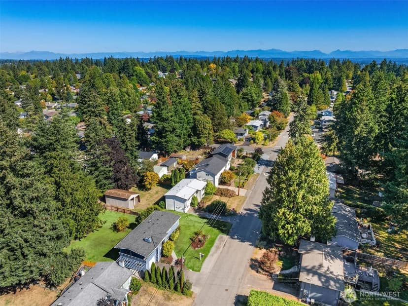 Property photo for 8610 Ne 137th Street, Kirkland photo 27