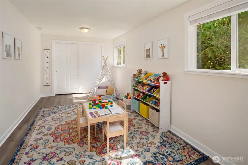 Property photo for 8610 Ne 137th Street, Kirkland photo 16