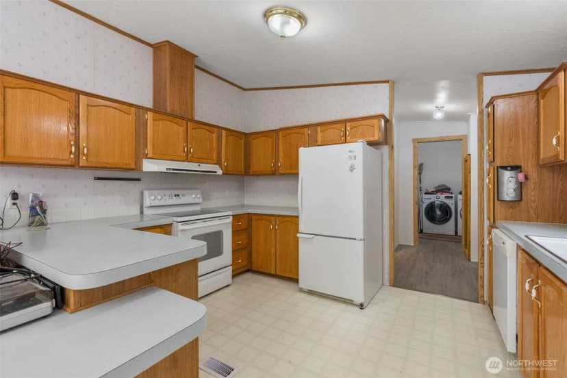 Property photo for 31 Se Cabana Avenue, Shelton photo 23