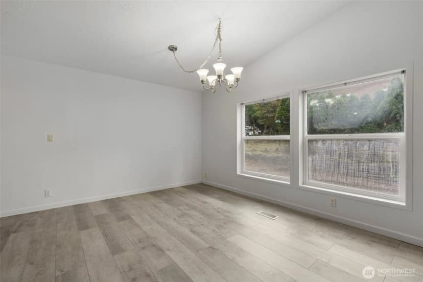 Property photo for 31 Se Cabana Avenue, Shelton photo 27