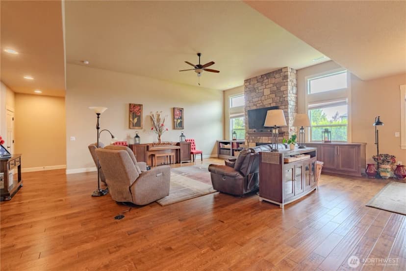 Property photo for 1822 S Dusky Drive, Ridgefield photo 5